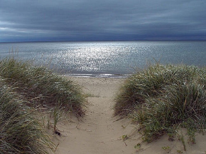 Breakwater Beach 1.jpg